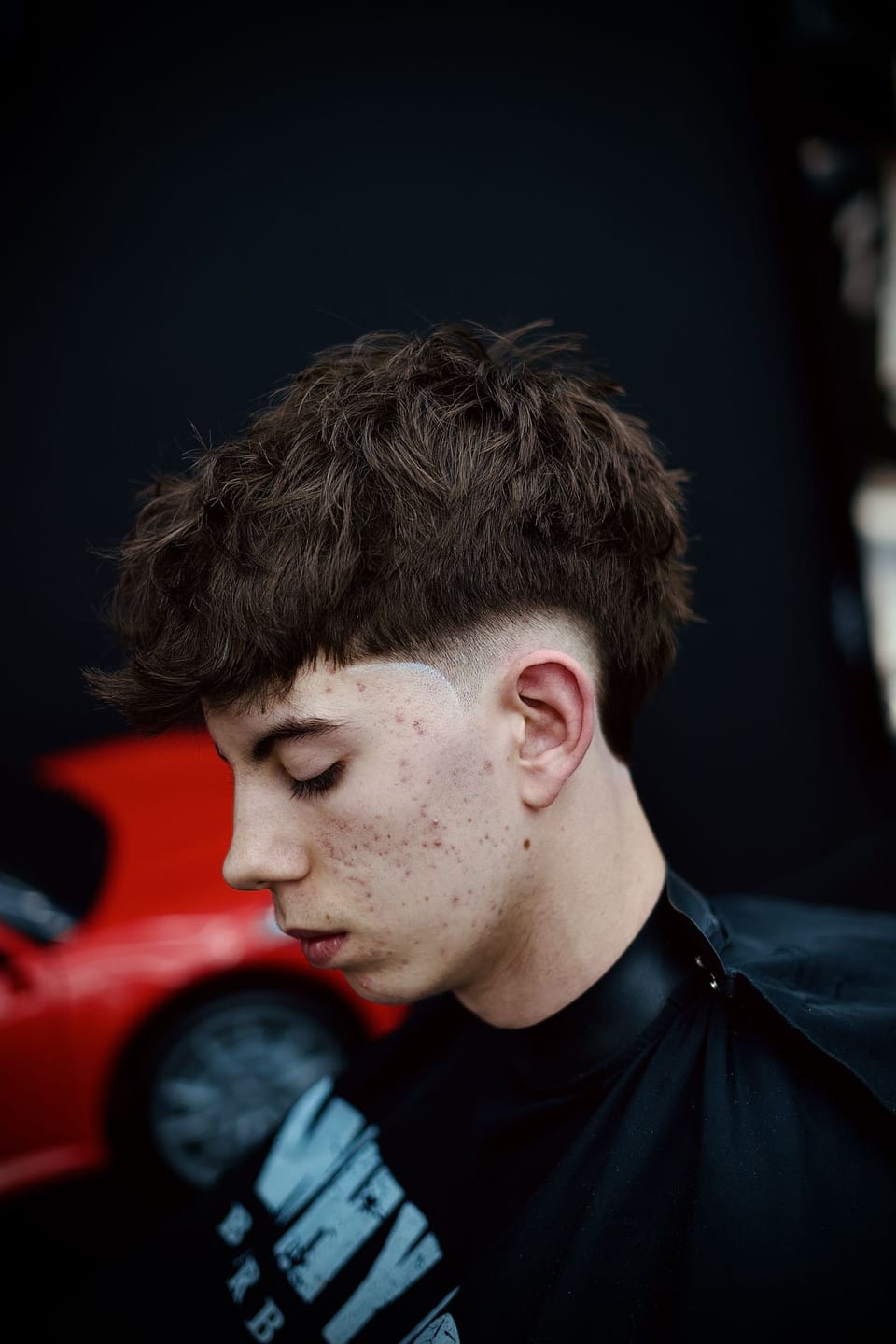 Marc, barbero de Why Not Eixample, retrato de estudio